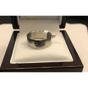 Mens Stainless Steel Etched Cross Band Ring Sz 9